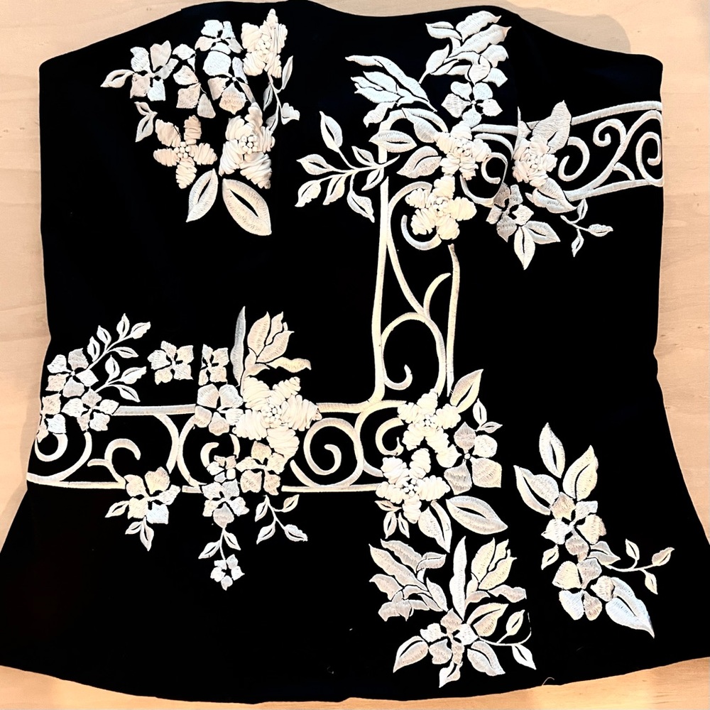 White House Black Market NWT Women's Bustier Corset Black White Floral Sz 4